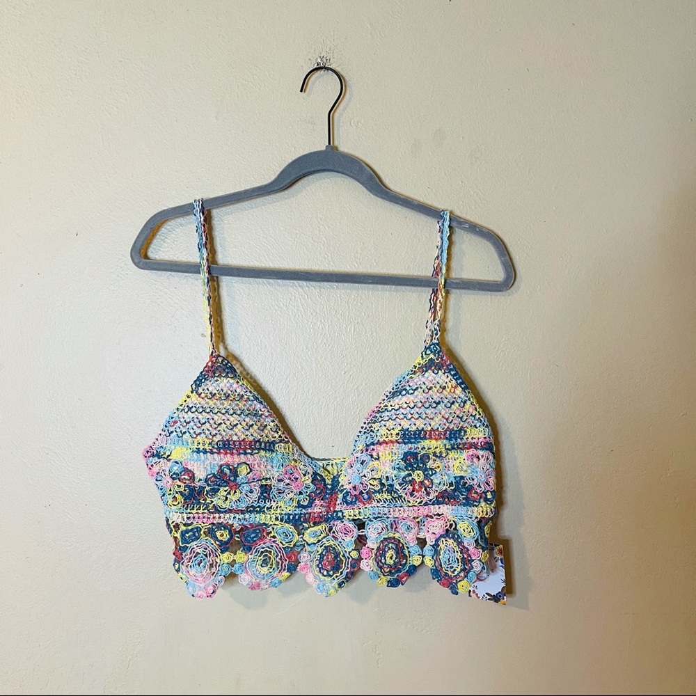 NWT Crochet Style Crop Top